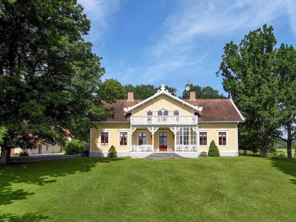 15 Personen Ferienhaus in Hjortkvarn-By Traum