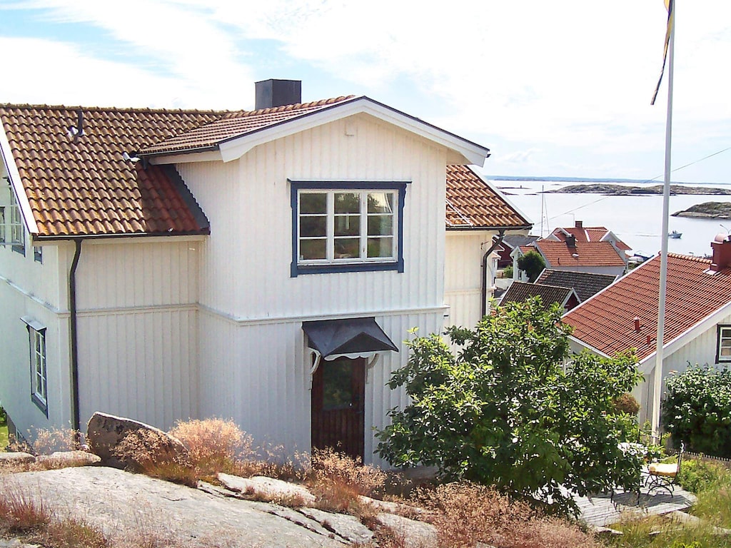 2 Personen Ferienhaus in Kungshamn-By Traum