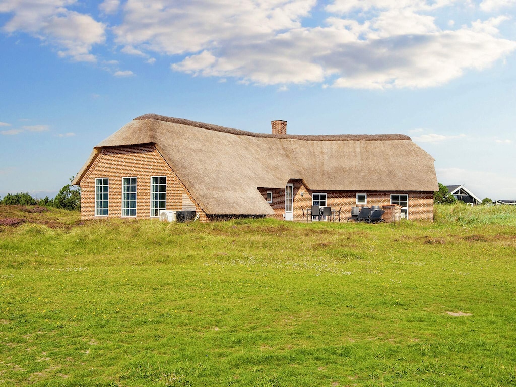 12 persoons vakantie huis in Ringkøbing-By Traum