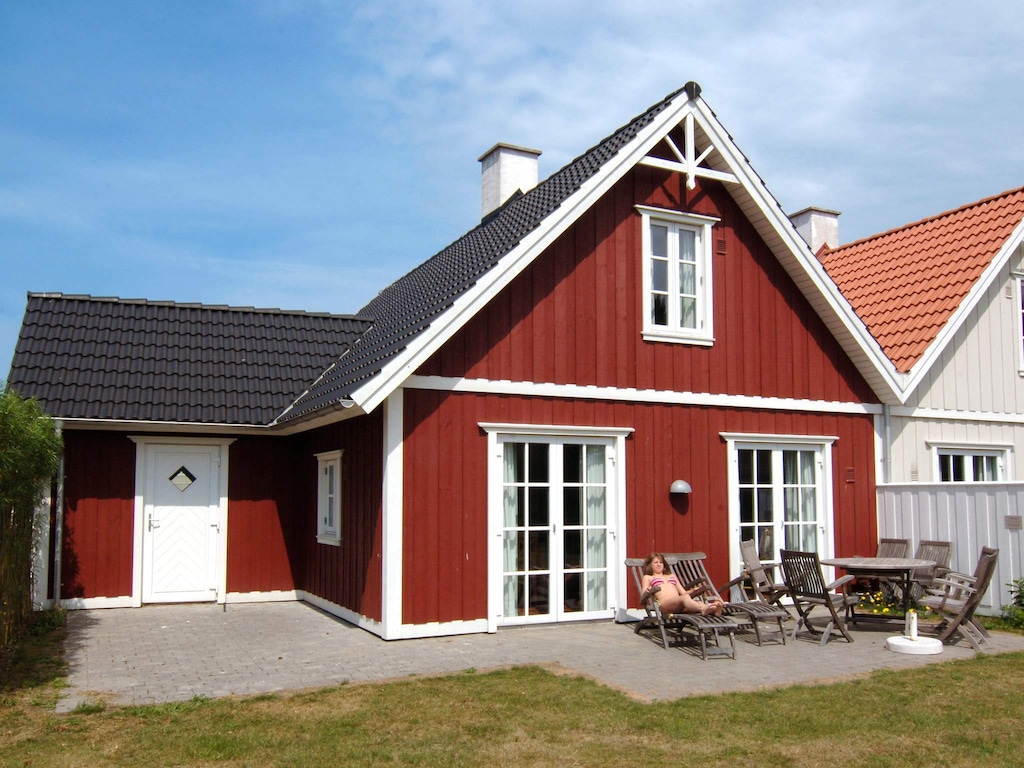 6 person holiday home in Blåvand