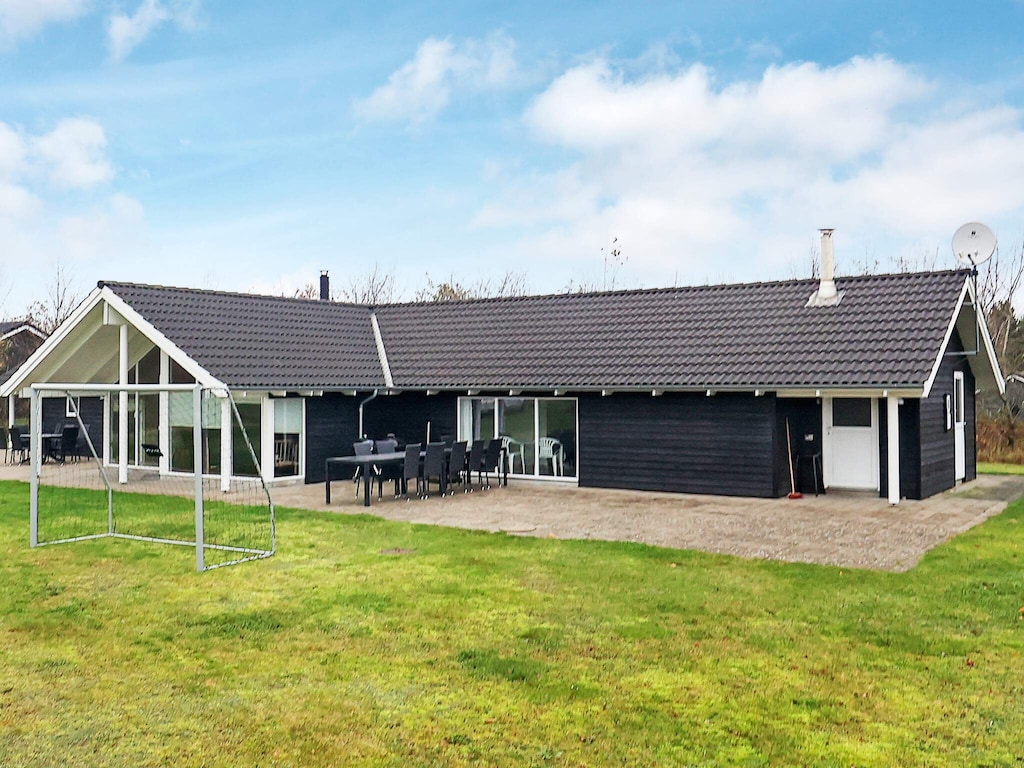 14 persoons vakantie huis in Højslev