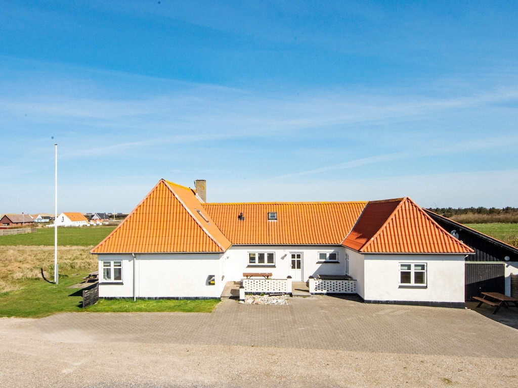 17 Personen Ferienhaus in Harboøre-By Traum