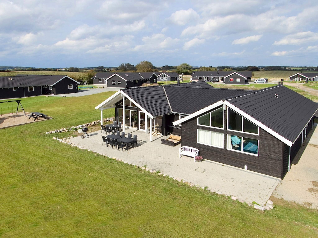 Luxe zwembadresort in Kegnaes