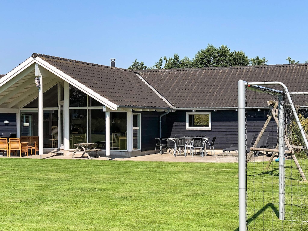 12 persoons vakantie huis in Idestrup-By Traum