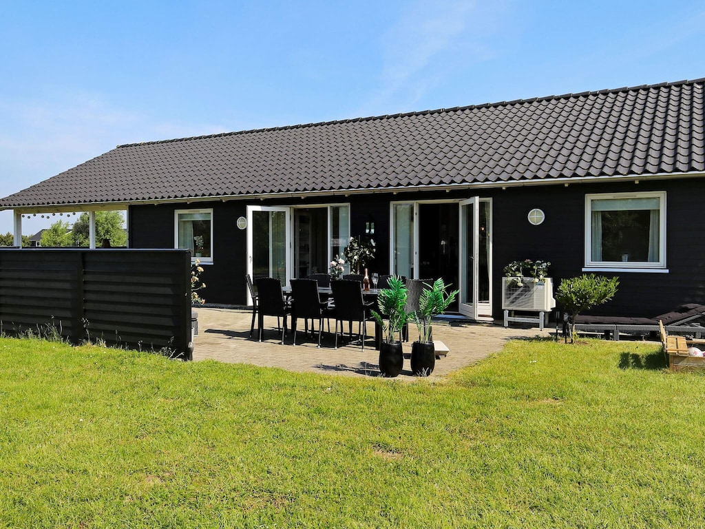8 persoons vakantie huis in Væggerløse-By Traum