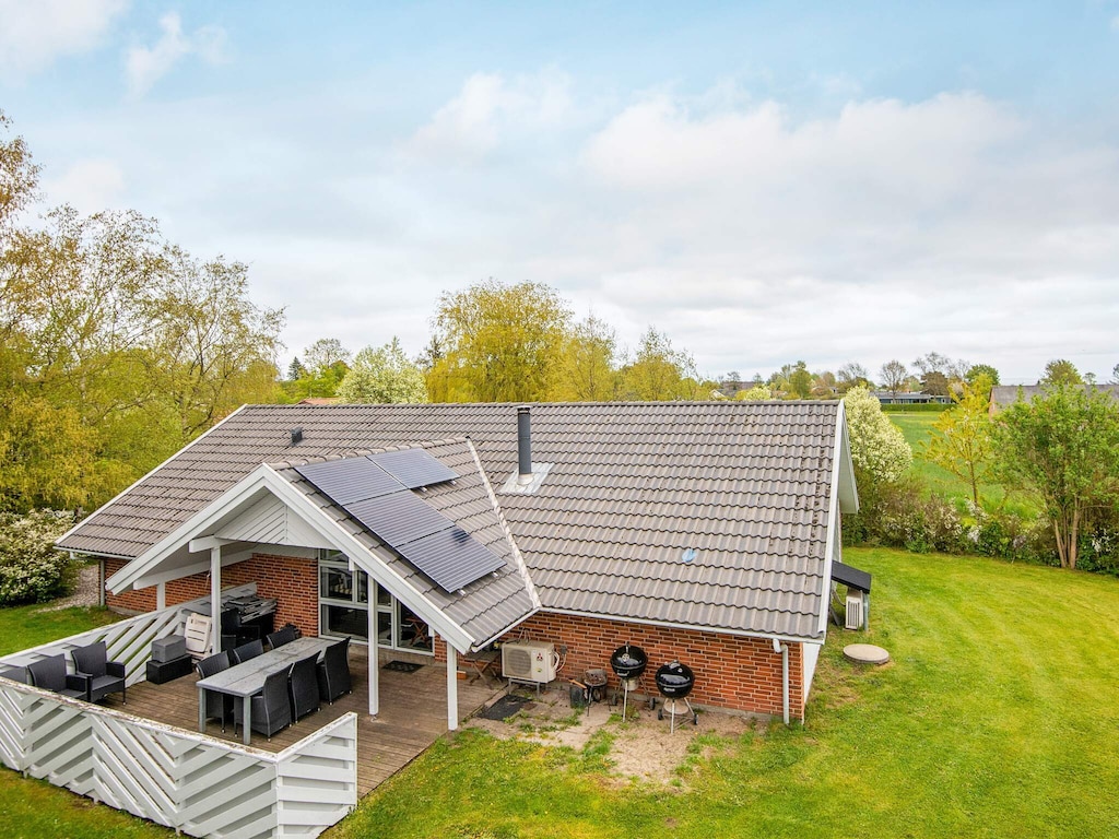 10 Personen Ferienhaus in Juelsminde