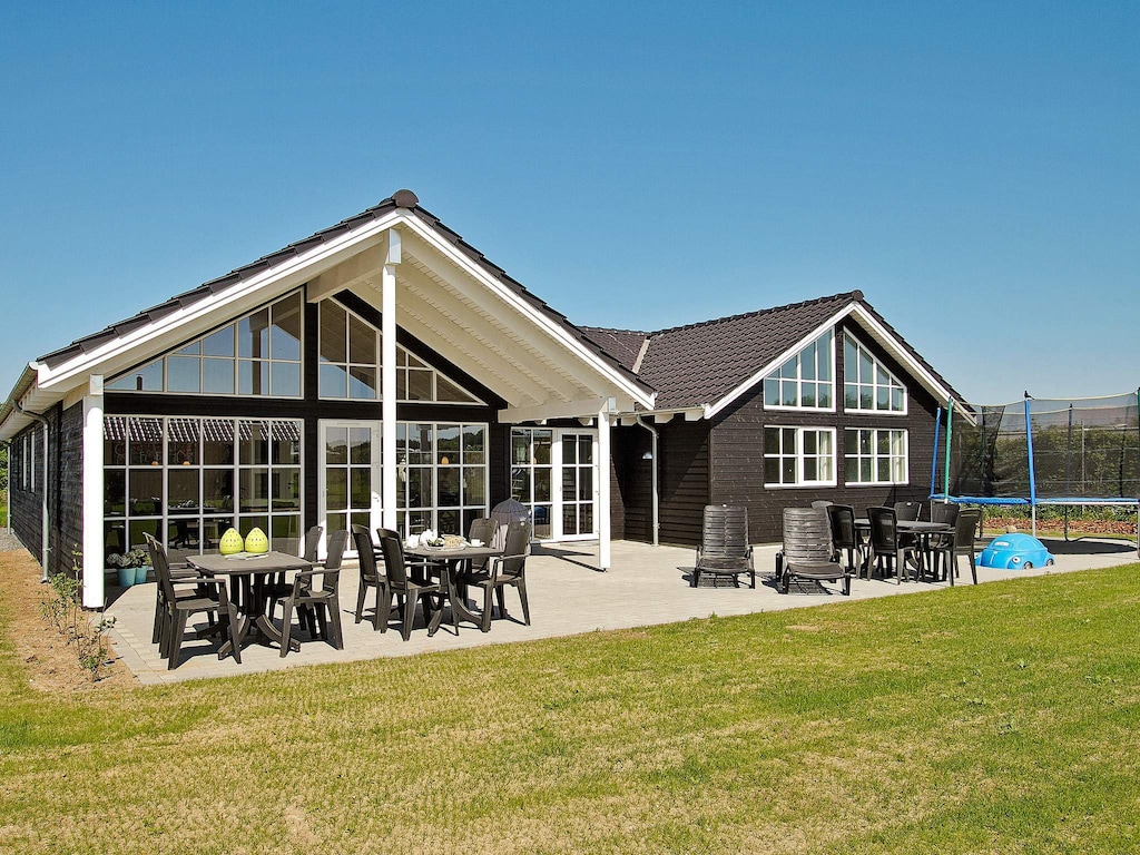 Luxe strandhuis met zwembad