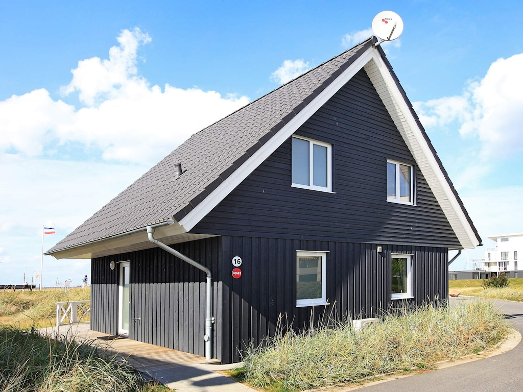 Stijlvol vakantiehuis met uitzicht op zee