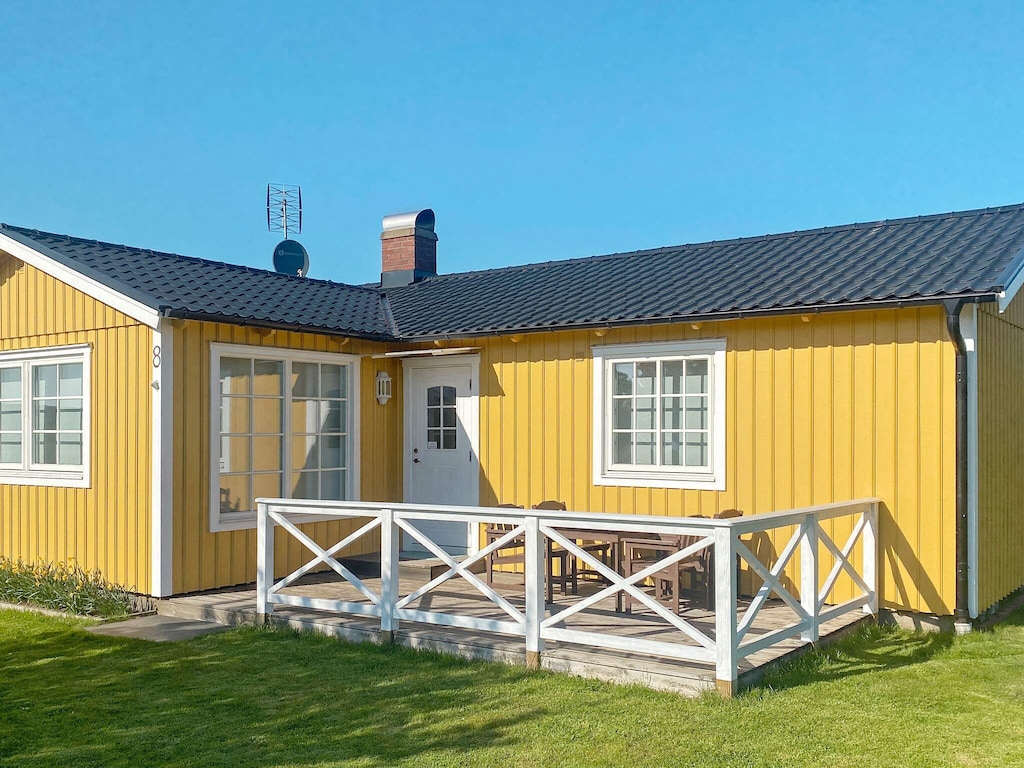 4 Personen Ferienhaus in Tvååker-By Traum