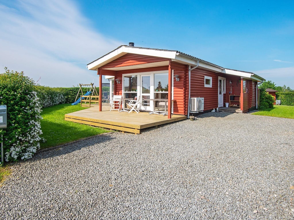 Moderne hut aan het strand