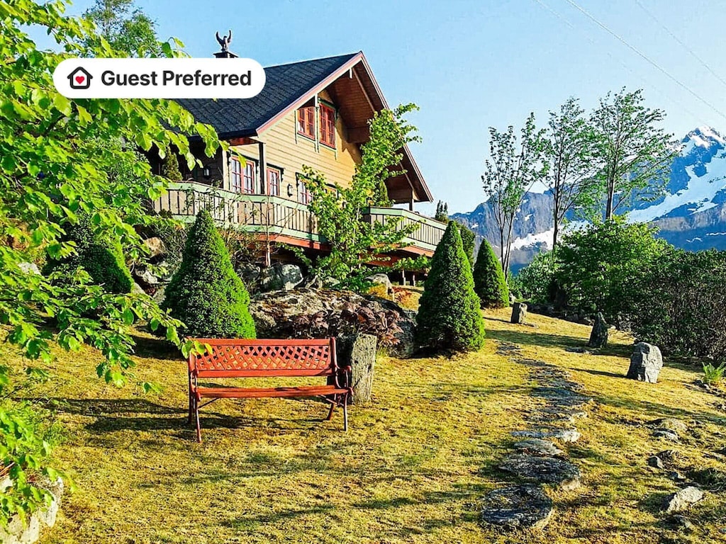 9 Personen Ferienhaus in HUNDEIDVIK-By Traum