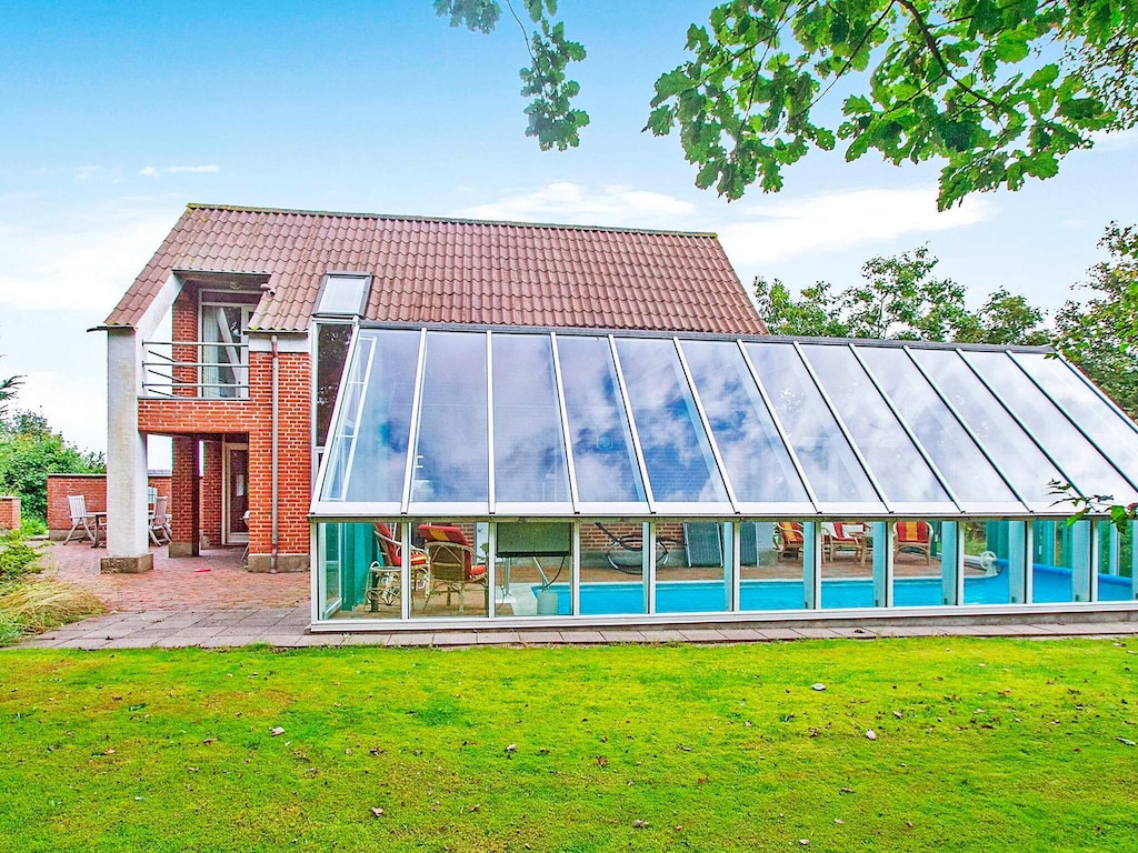 Luxuriöser Rückzugsort mit Pool