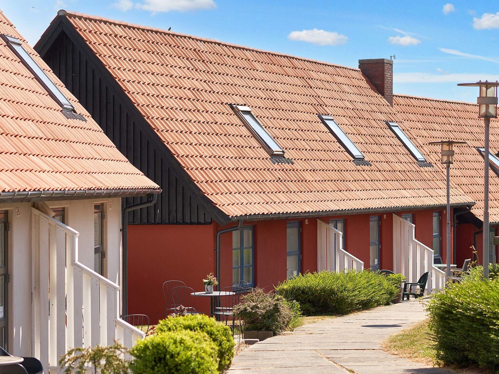 5 persoons vakantie huis op een vakantie park in Gudhjem
