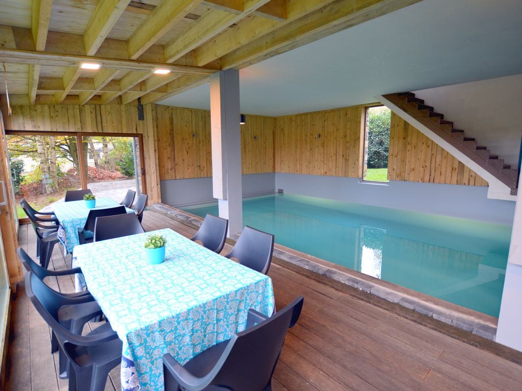 Charmante boerderij in Waimes met zwembad en sauna