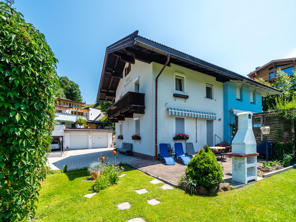 Wohnung in Tirol mit eigenem Garten