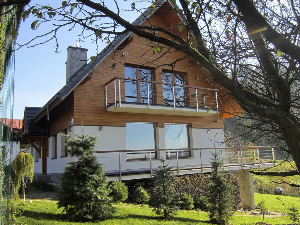 Luxueus vakantiehuis in Zwardoń met 2 sauna's