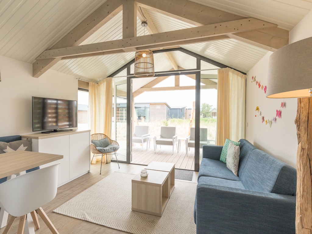 Lodge met hangmat, op 900 m. van het strand