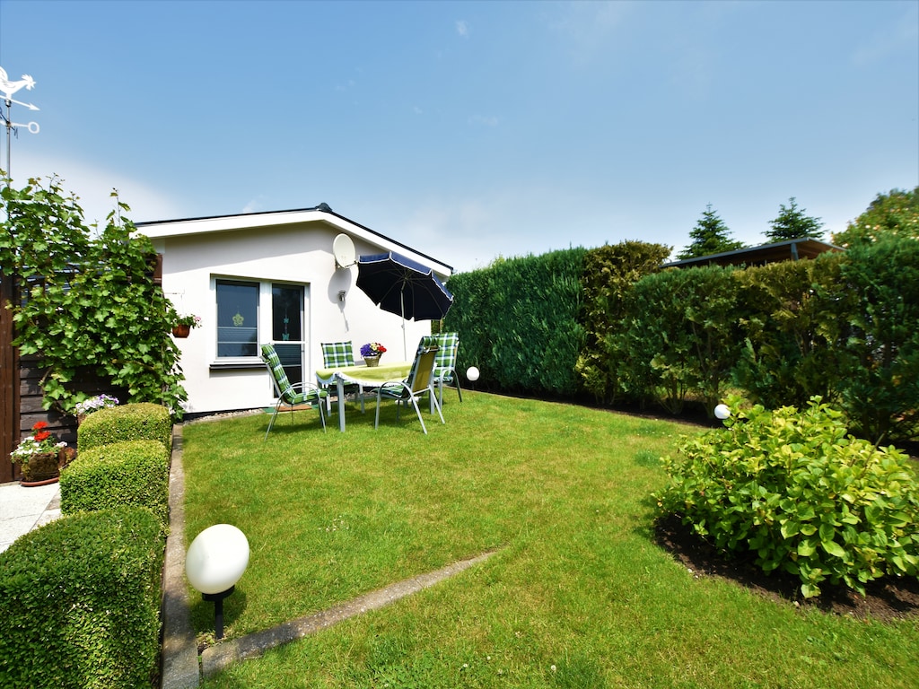 Bungalow in Warnkenhagen met Tuin