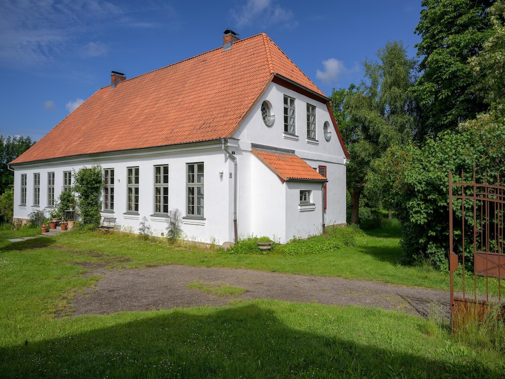 Klein vakantieappartement in Steffenshagen met tuin