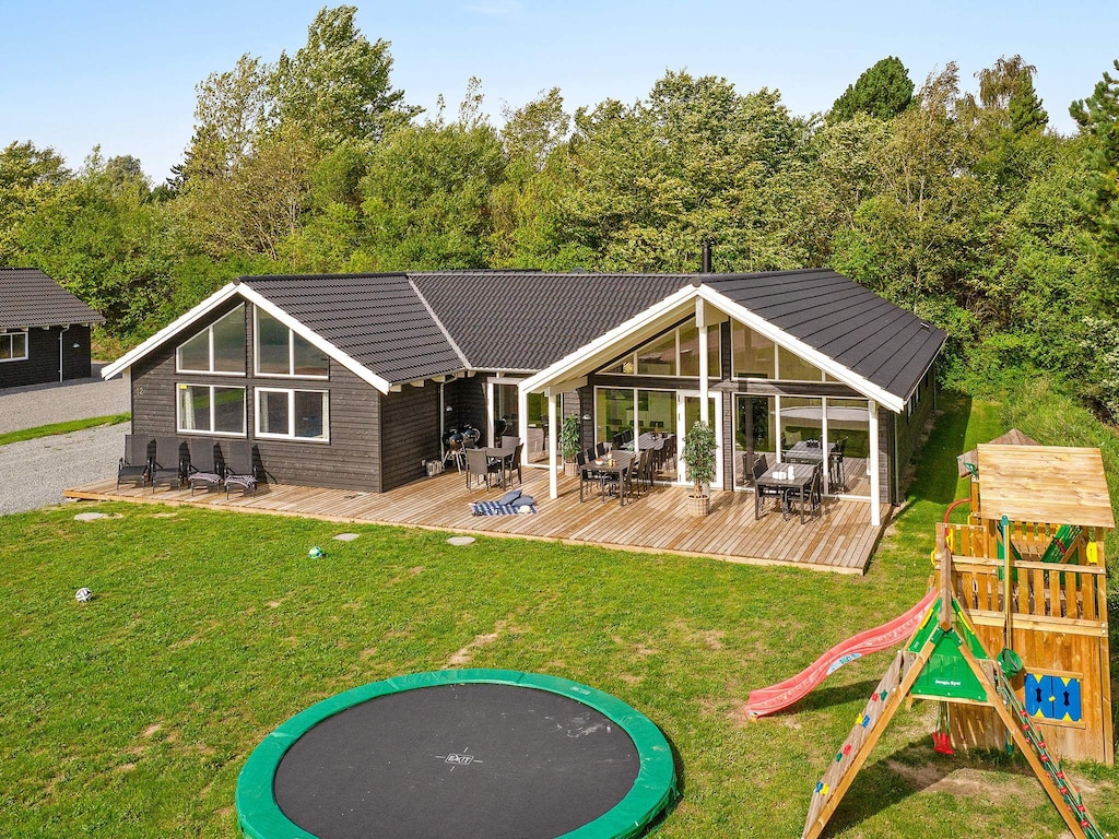 Luxe villa met zwembad in Vejby