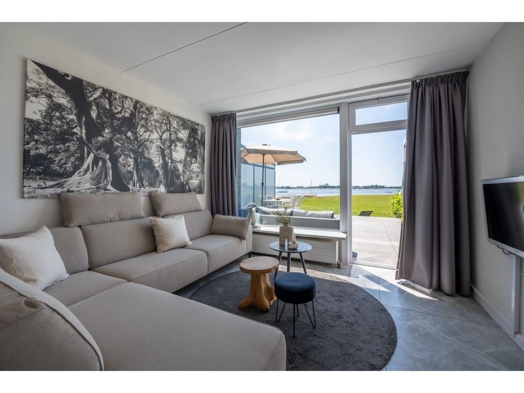 Vakantiehuis bij Veerse Meer met Uitzicht