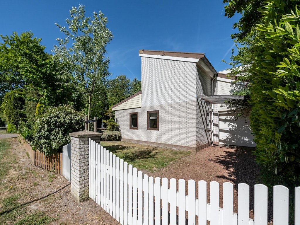 Vrijstaande bungalow in Kamperland vlakbij zee
