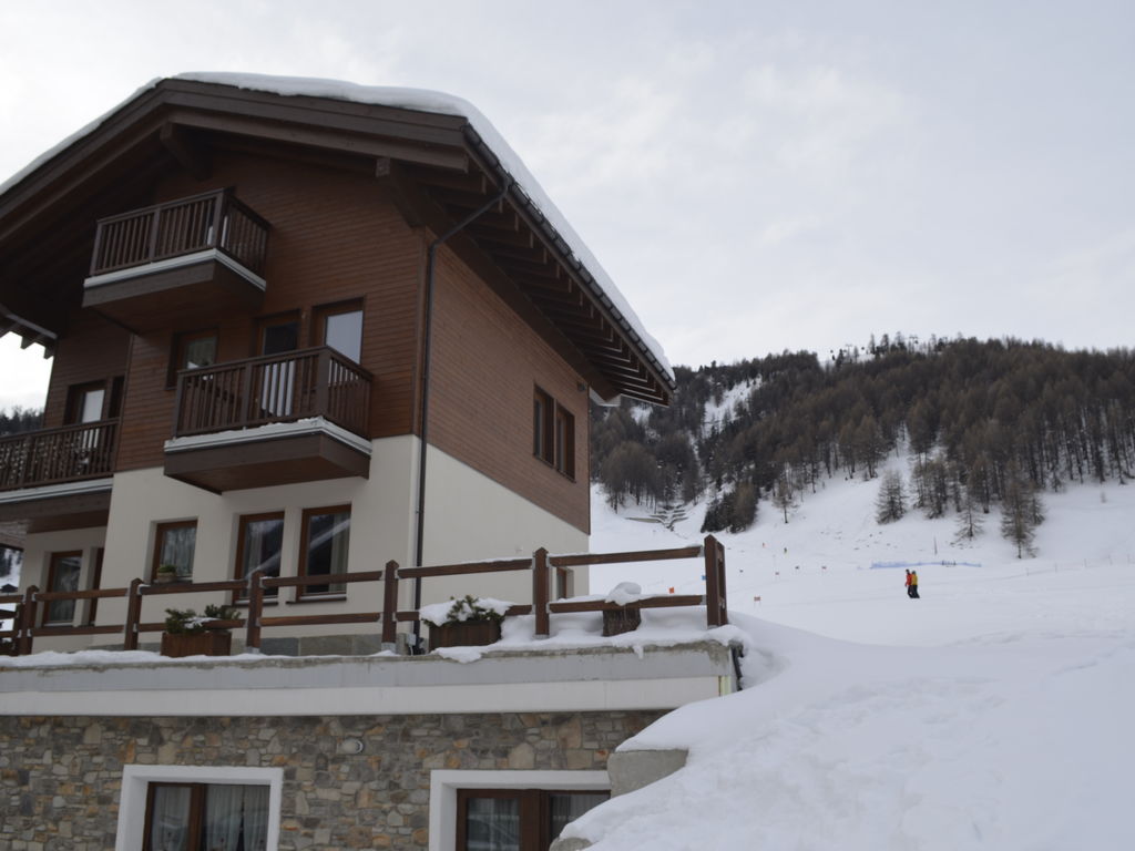 Appartement in Baita op slechts 30 meter afstand van de skiliften
