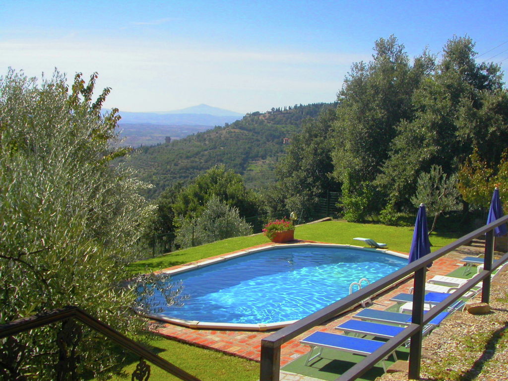 Charmant vakantiehuis in Cortona met een zwembad