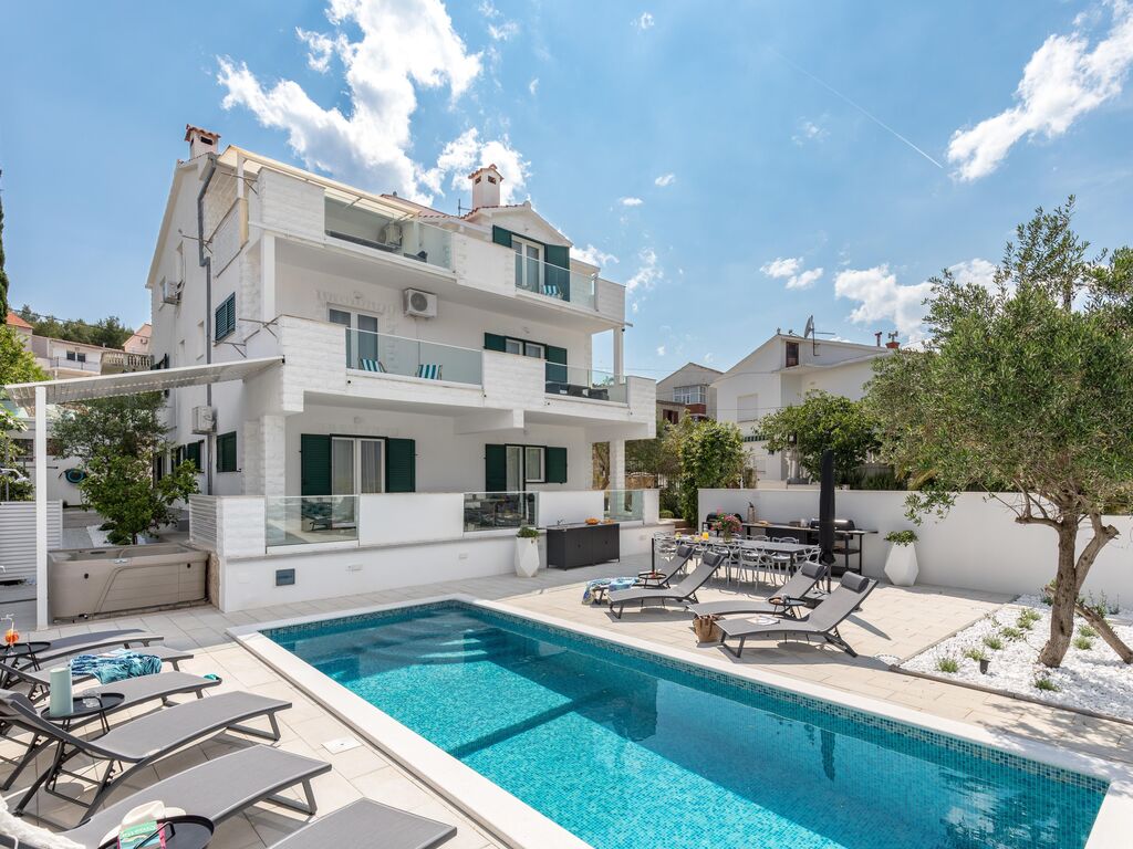 Appartement  met een terras met zeezicht, op enkele minuten van de zee