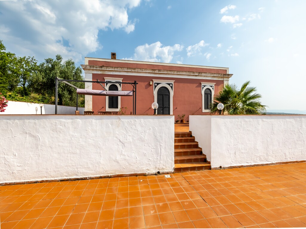 Villa in Sizilien mit Pool und Garten