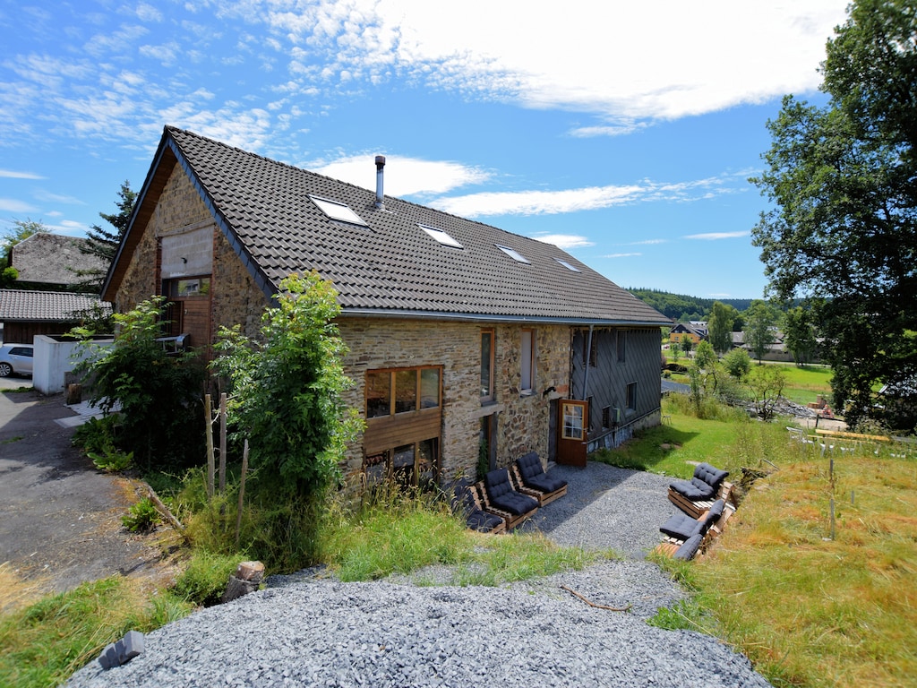Gezellige boerderij in de Ardennen met recreactieruimte