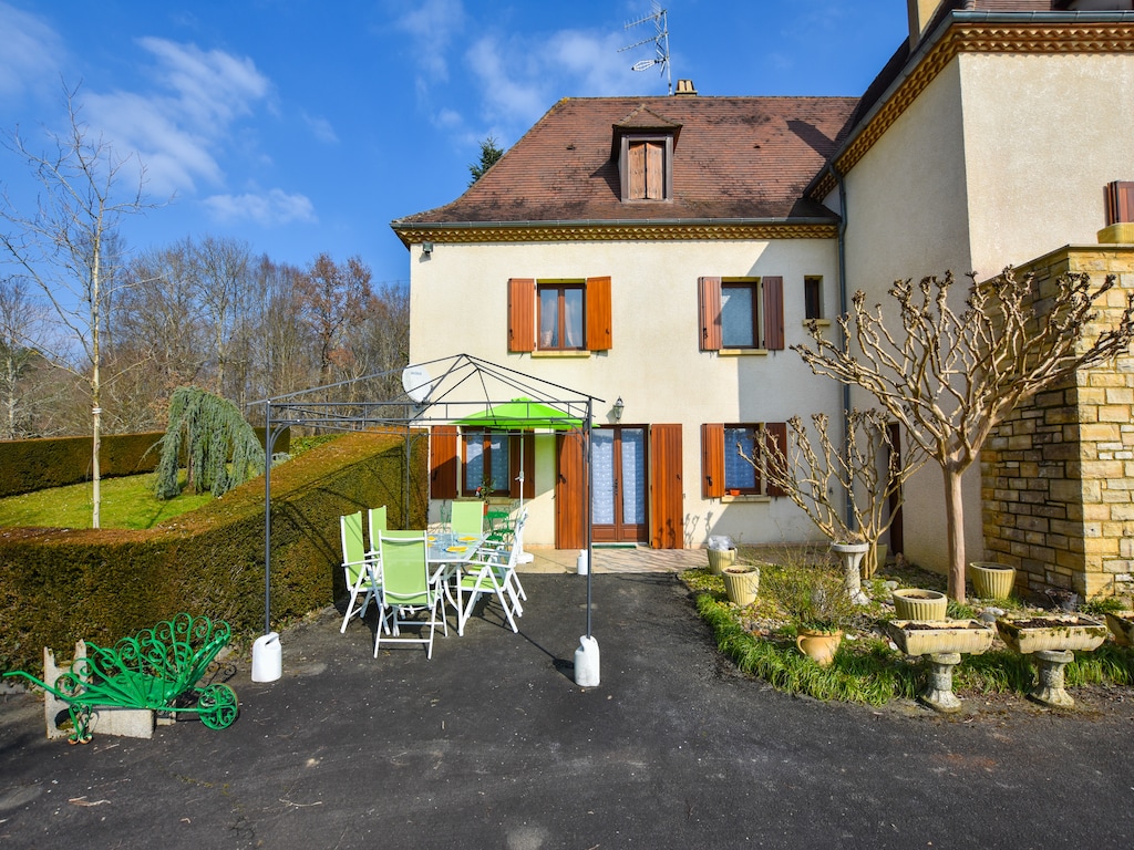Huis in Périgord bij middeleeuwse dorpen