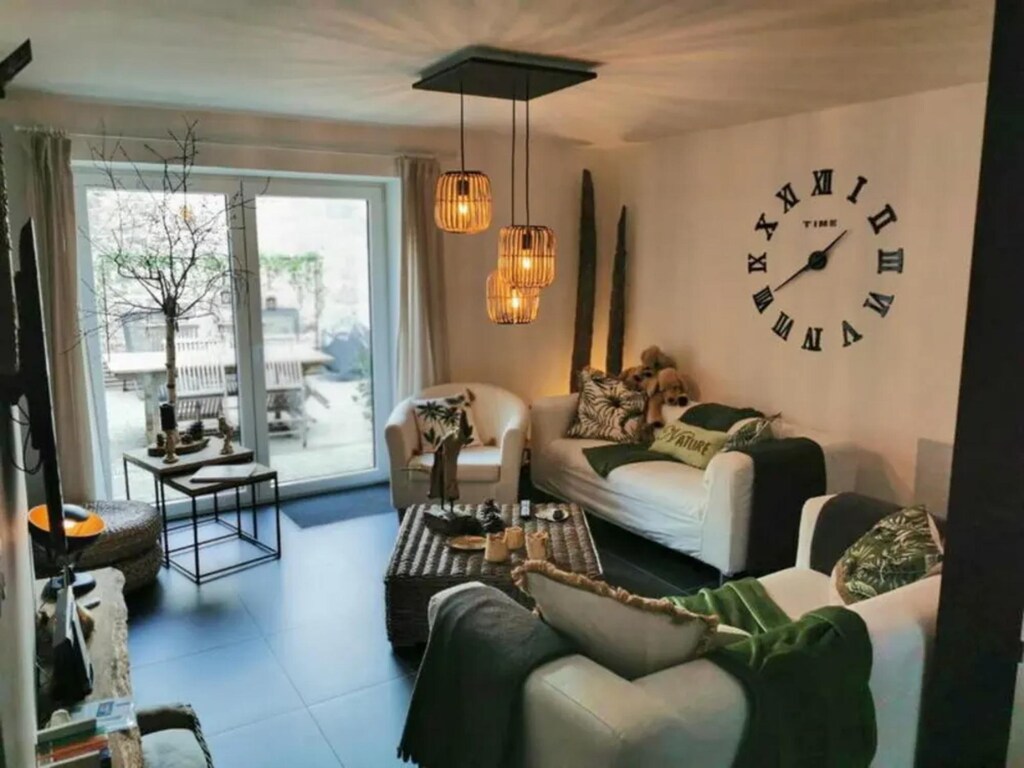 Huisje in Houyet bij Lesse-paden