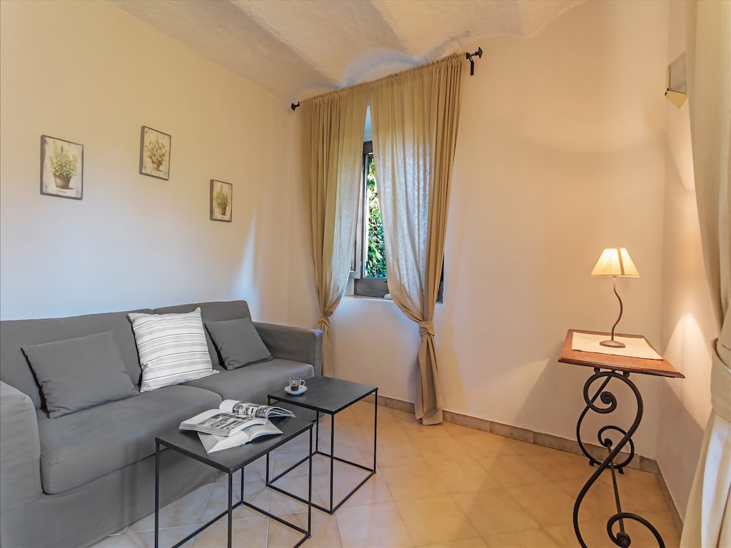 Appartement in Calabrië met Privéstrand