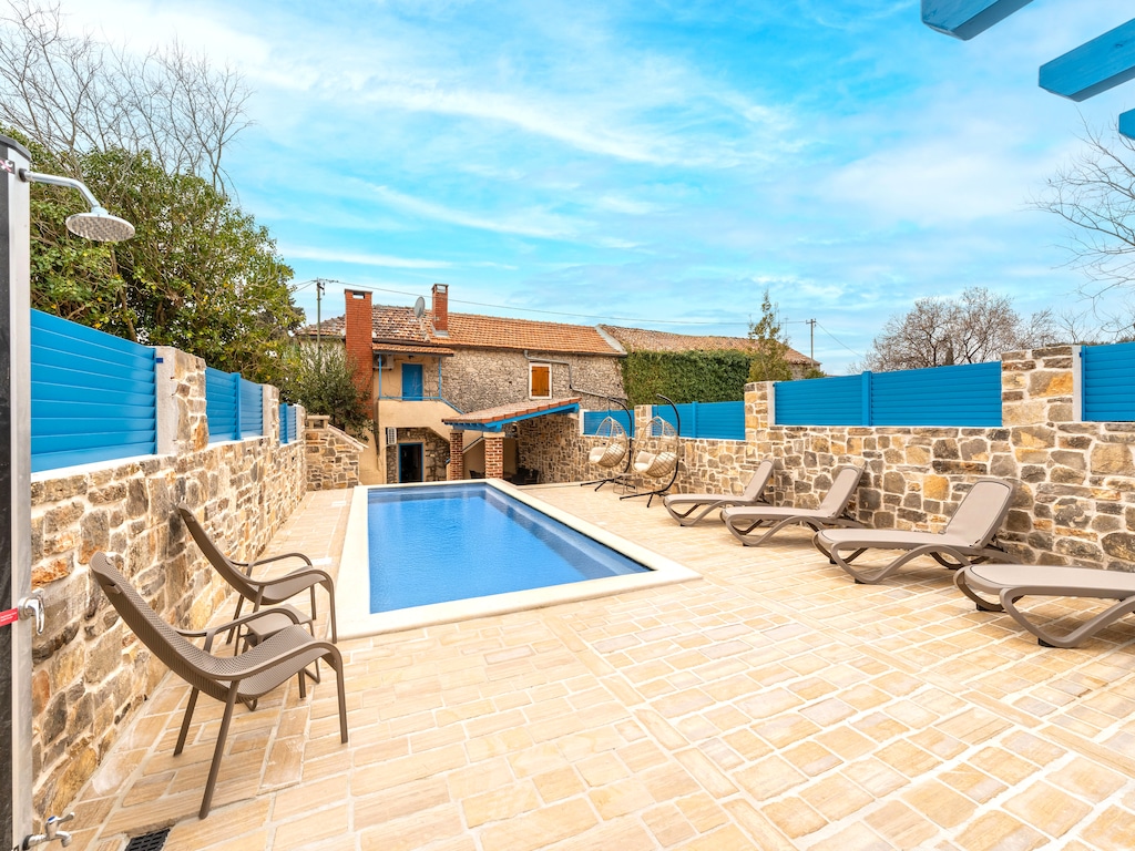 Vakantiehuis in Sukošan bij de Zee