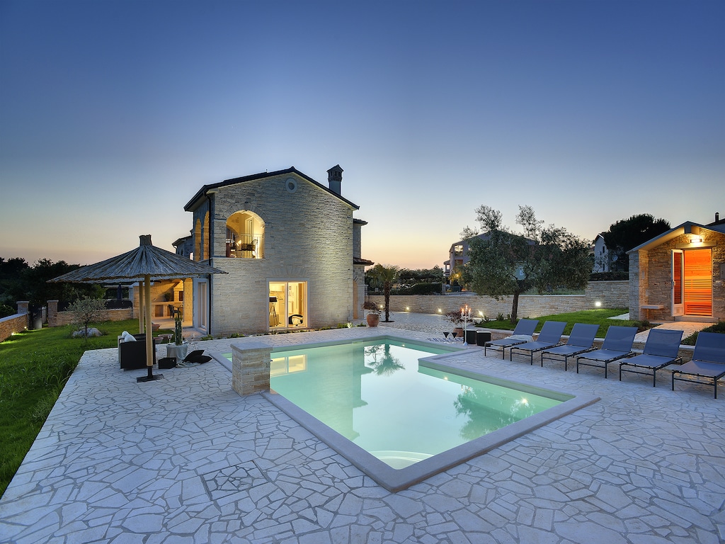 Villa in Rovinj met Zwembad en Sauna