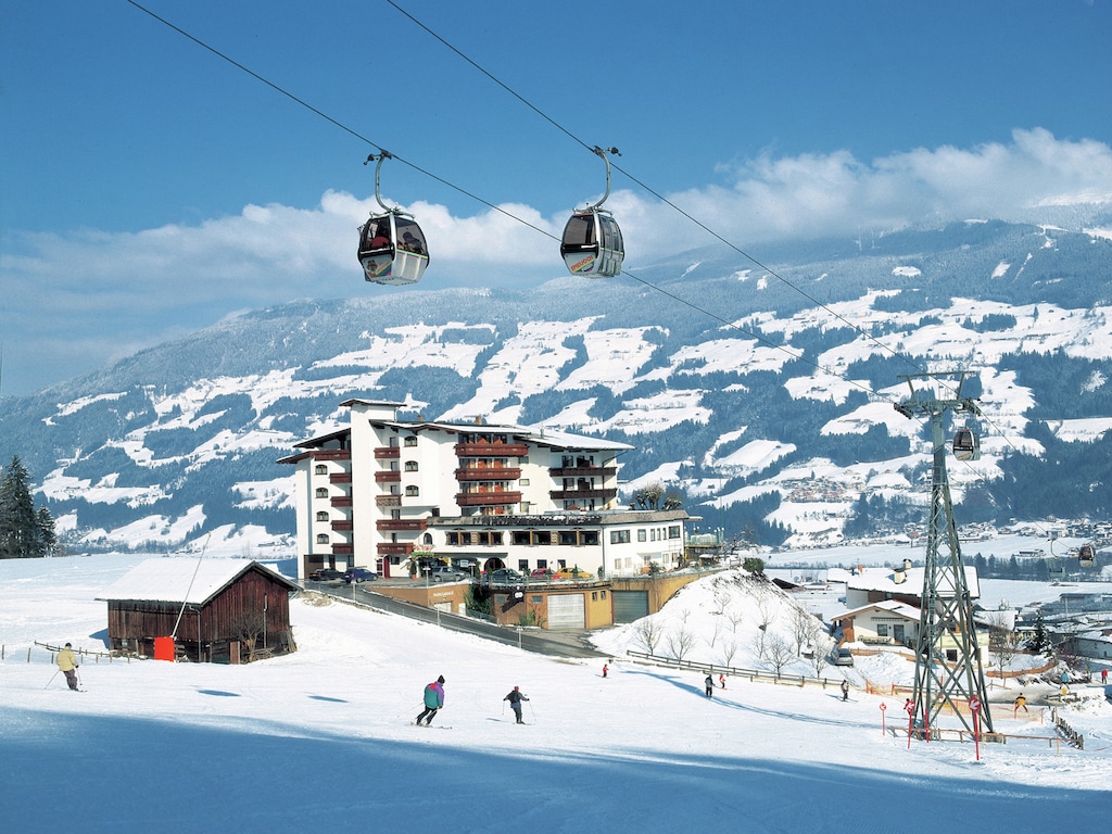 Apartment in Fügenberg near the ski area