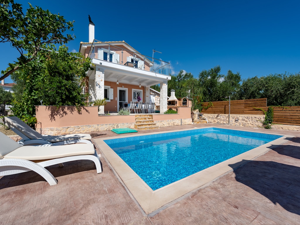 Villa op Zakynthos met privézwembad & uitzicht