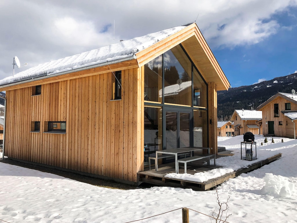 Welcoming chalet with whirlpool