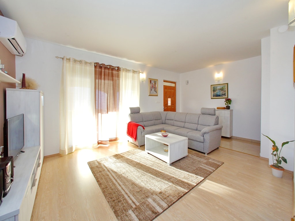 Appartement in Bibinje bij het strand