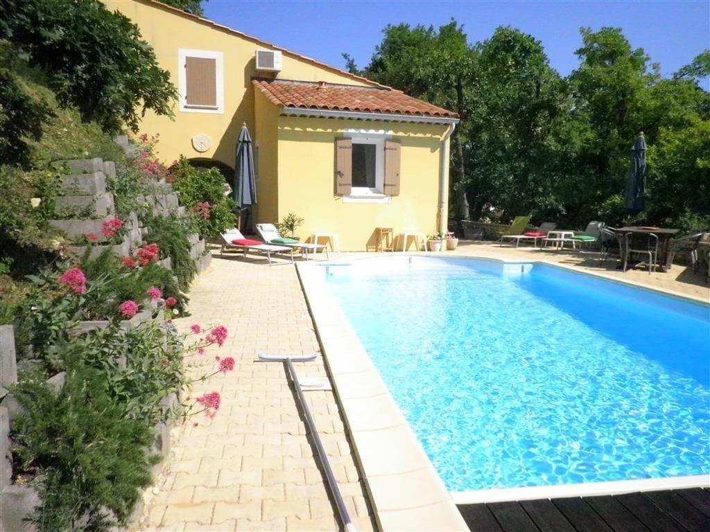 Villa met privézwembad, uitzicht op de Ventoux