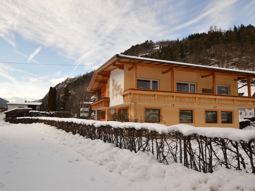 Gemütliche Wohnung in Oetz nahe Skigebiet