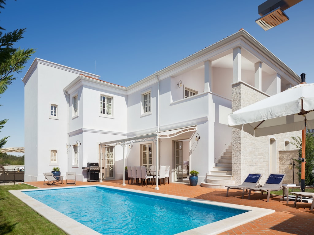 Villa in Vabriga met Zwembad en Tuin