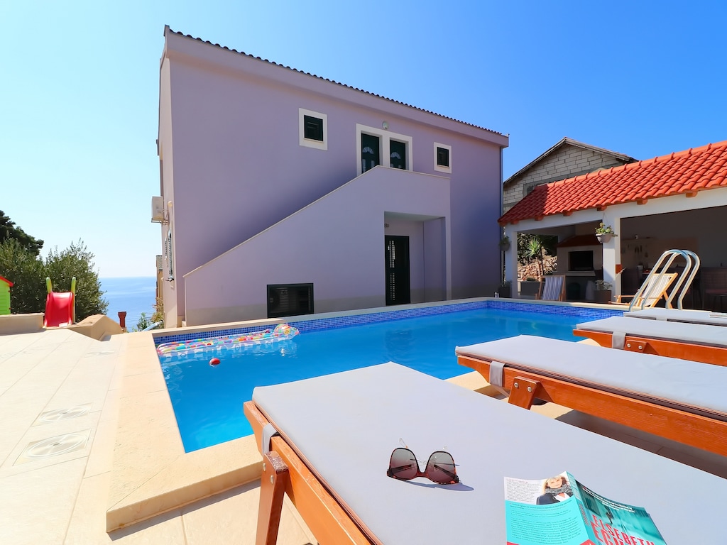 Villa met zeezicht in Cara