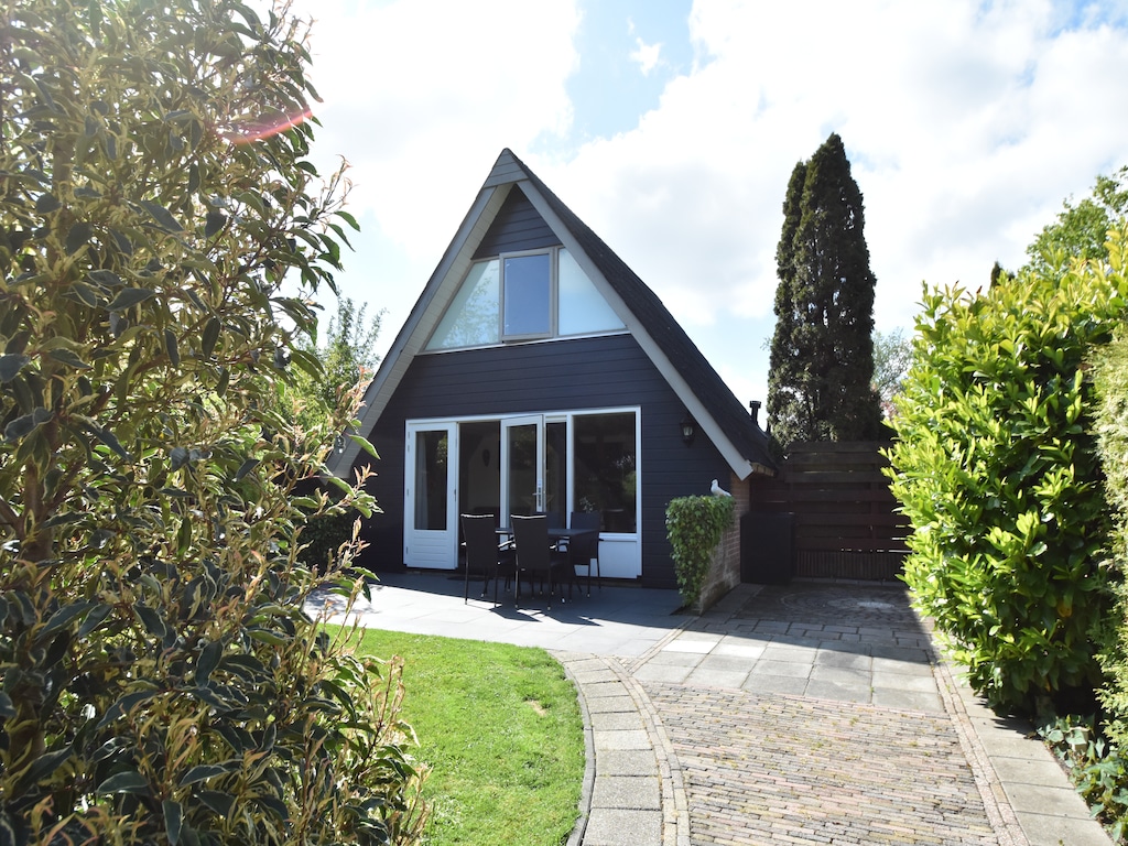 Tuitjenhorn Haus in Strandnähe