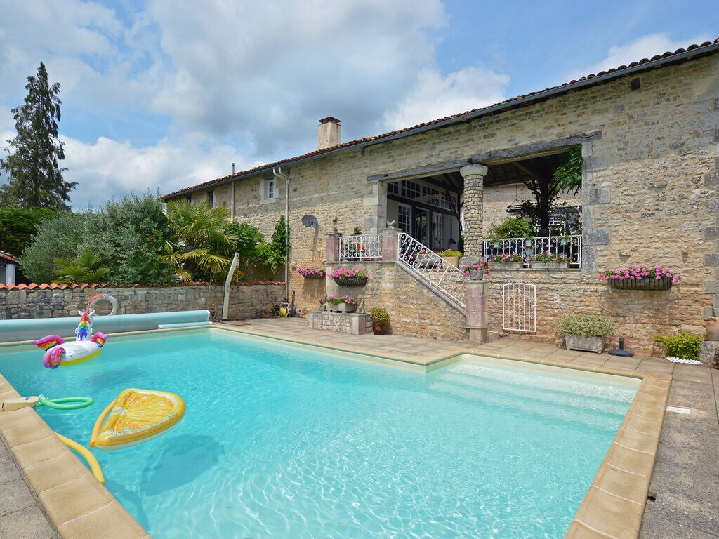 Maison fabuleuse avec piscine Ferienhaus in Frankreich