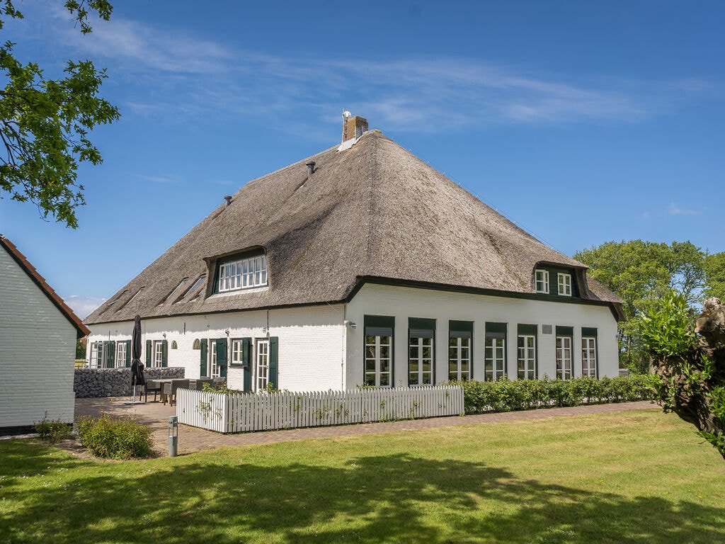 Zonnig gelegen appartement in stolpboerderij in De Cocksdorp op het eiland Texel