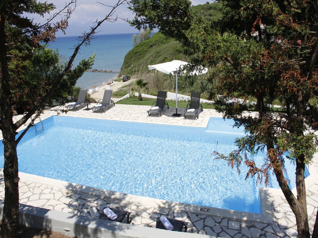 Ruime villa in Corfu aan zee