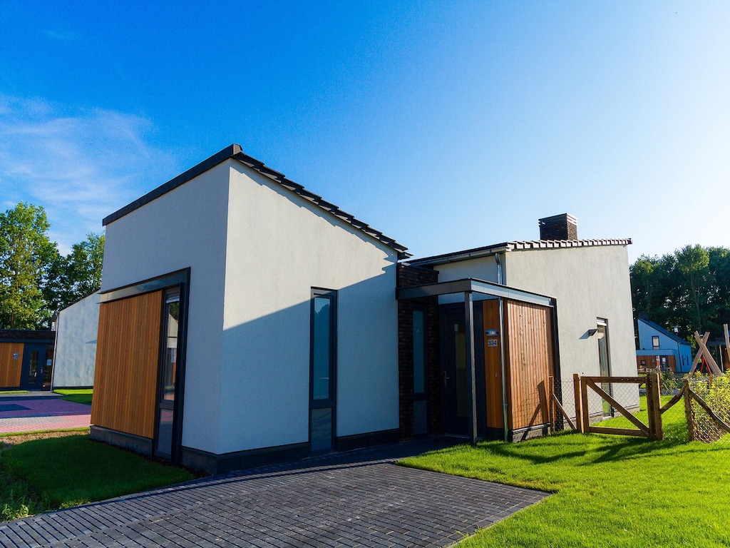 Villa met med kinderkamer in Limburg