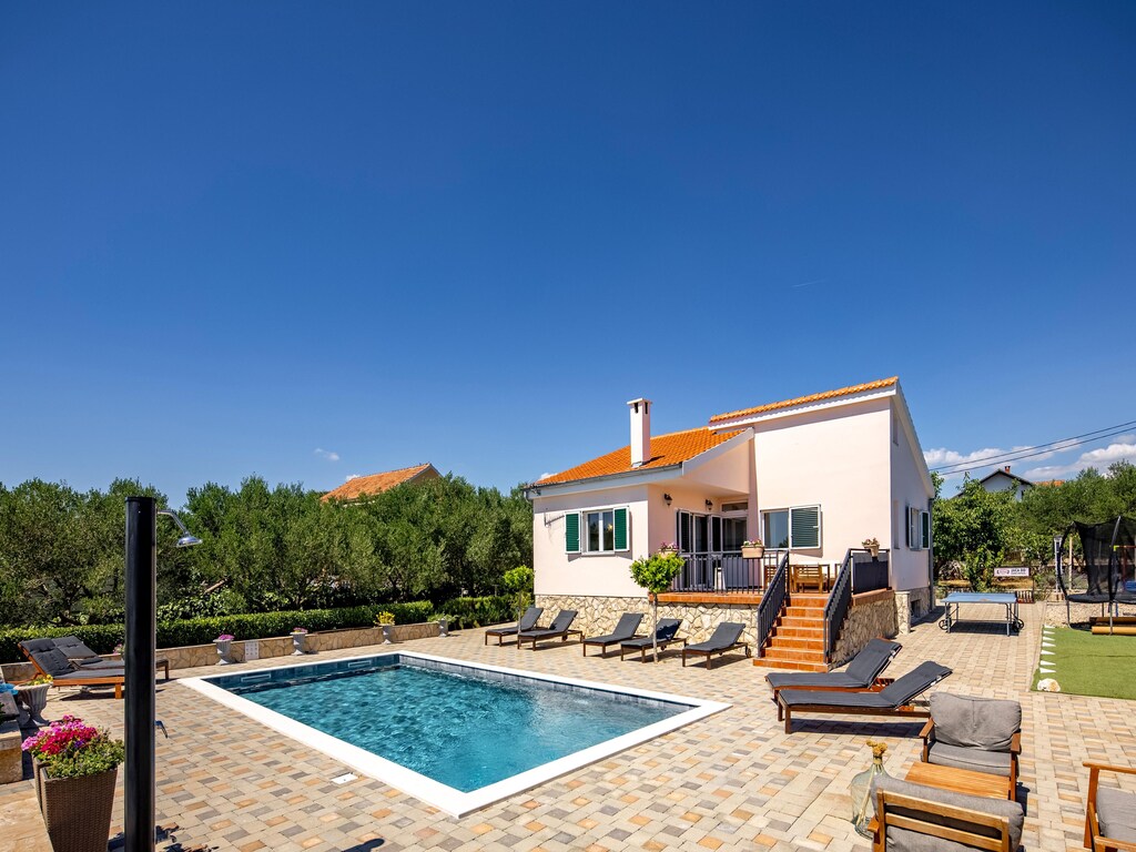 Villa in Polaca met privיzwembad